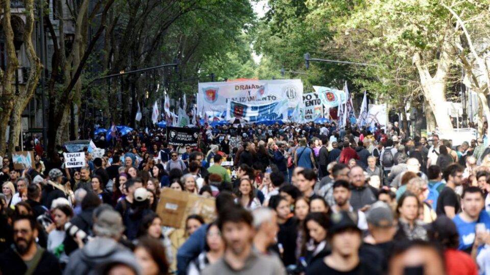 marcha universitaria 1884215