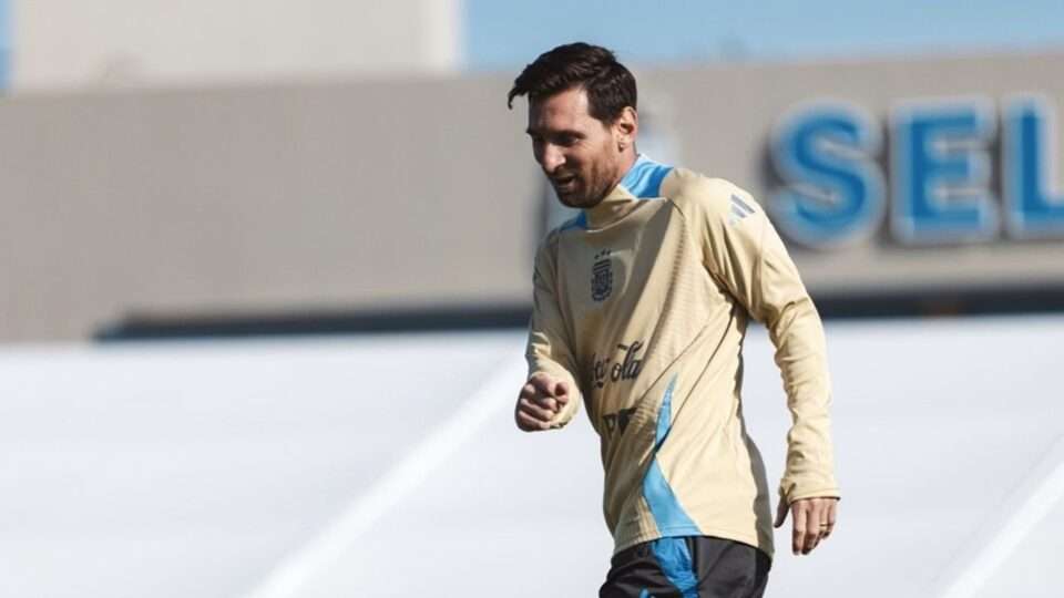 lionel messi 2035186 large