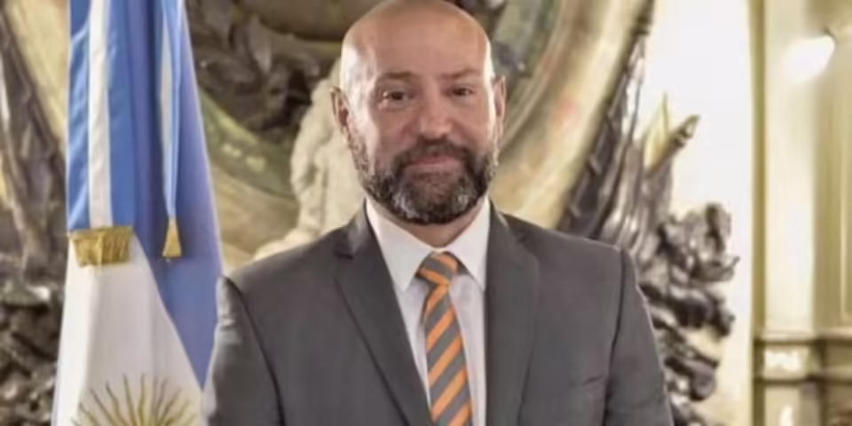 AEPED5WCMZAOXJ3PMBU2OMRP3U