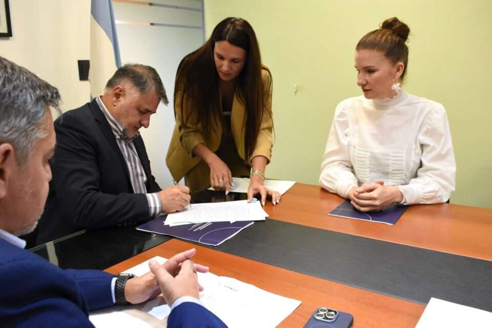 WhatsApp Image 2025 11 06 at 9.33.38 AM