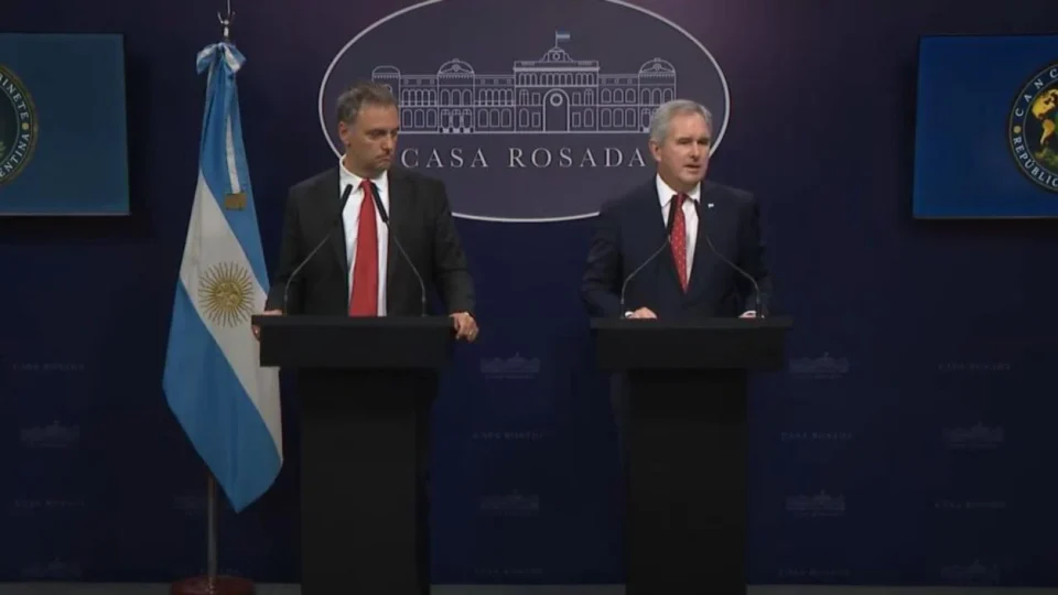 adorniquirnohoy large